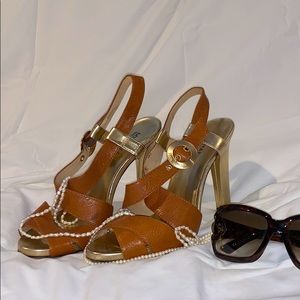 Cute Michael Kors heels🌻